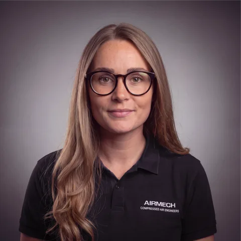Mia, Accounts at Airmech